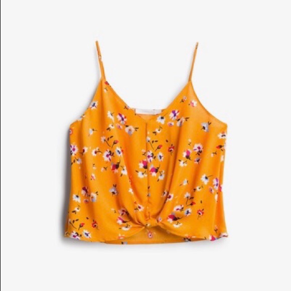 Lush Tops - 🌼HP🌼Twist Yellow flower tank top!🌼